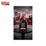 MOTUL 7100 10W-30 4T engine oil - 2